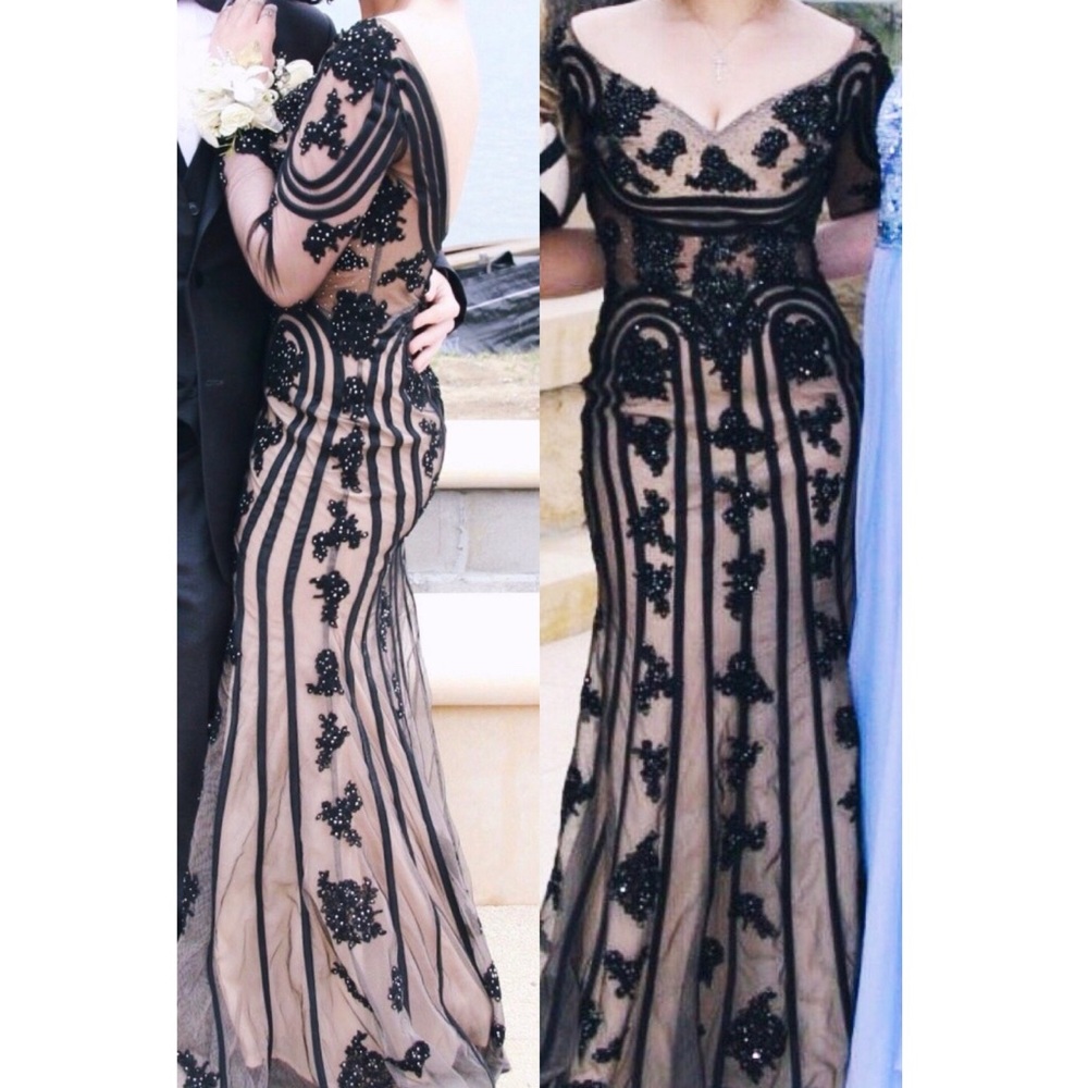 Glamorous Off-the-Shoulder Long Sleeve Prom Dress